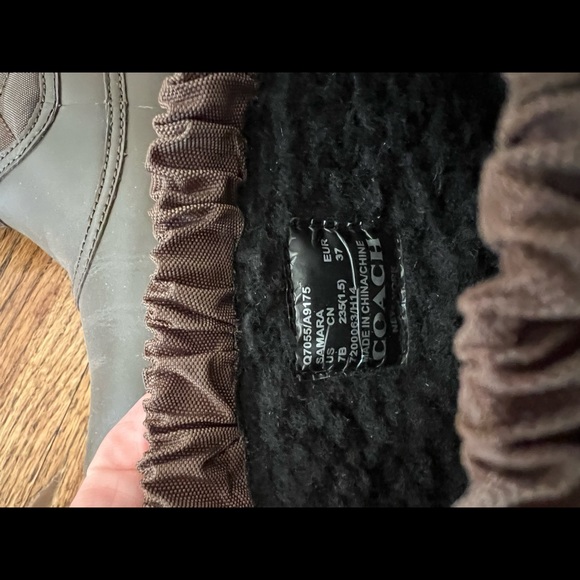 NWOT Coach womens fleece lined brown winter boots - Picture 4 of 4